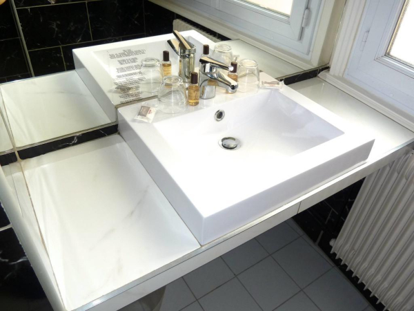 Las mejores ofertas de Hotel Du Helder Lyon 