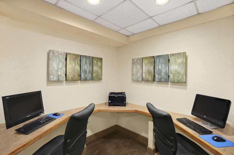 Days Inn by Wyndham Penn State