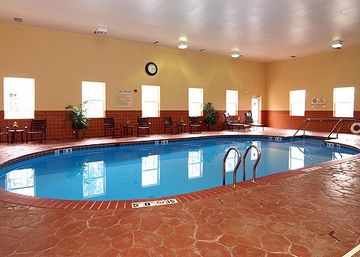 Las mejores ofertas de COMFORT SUITES NEWPORT NEWS AIRPORT Newport News 