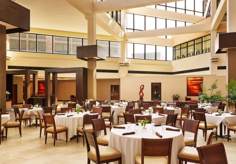 Sheraton Hotel Lisle