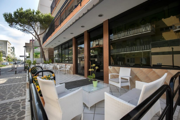 Las mejores ofertas de SCARLET RIMINI