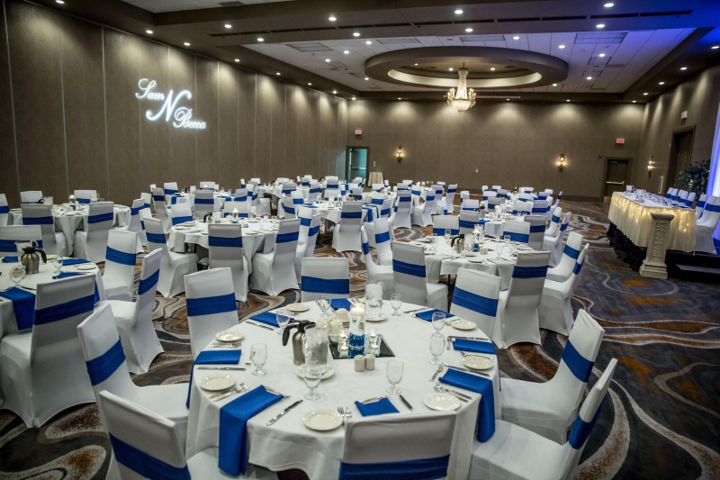 Delta Hotels By Marriott Fargo