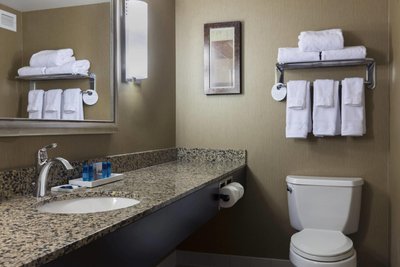 Delta Hotels By Marriott Fargo