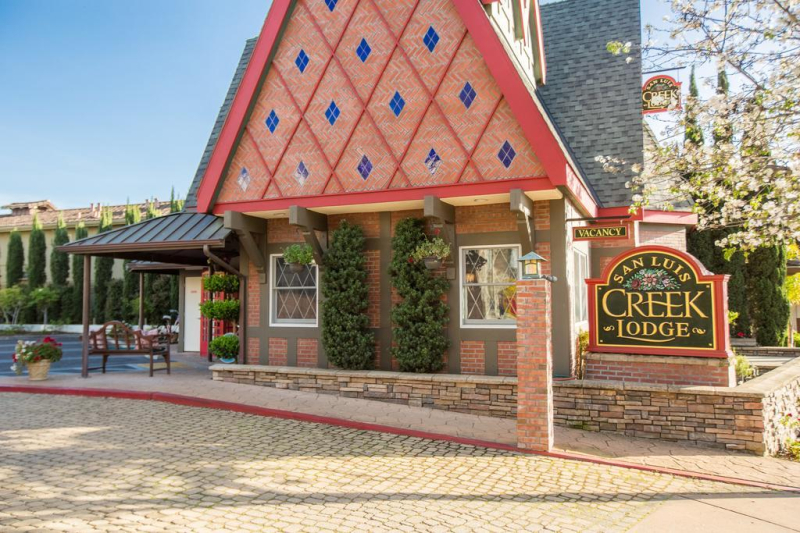 San Luis Creek Lodge