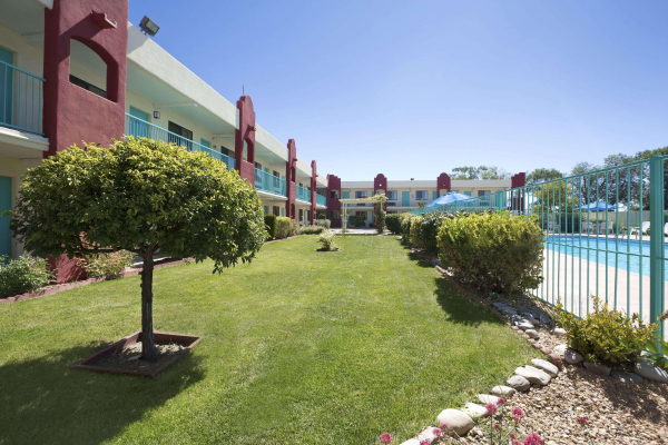 Las mejores ofertas de Days Inn By Wyndham Santa Fe New Mexico Santa Fe 