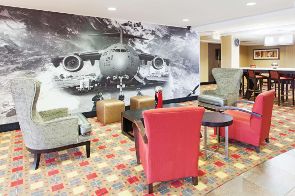 Las mejores ofertas de La Quinta Inn Suites Warner Robins Robins AFB Warner Robins