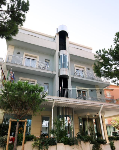 Las mejores ofertas de KENNEDY RIMINI