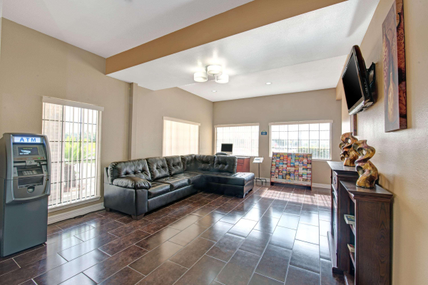 Las mejores ofertas de Days Inn by Wyndham San Antonio Near Fiesta Park San Antonio 