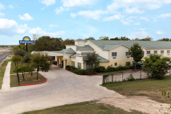 Las mejores ofertas de Days Inn by Wyndham San Antonio at Palo Alto San Antonio 