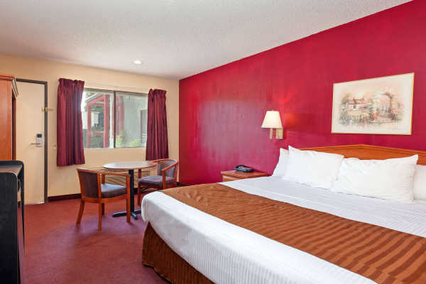 Las mejores ofertas de Americas Best Value Inn & Suites Bakersfield Centr Bakersfield 