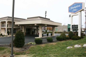 BAYMONT INN & SUITES CLARKSVILLE NORTHEAST