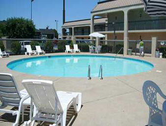 BAYMONT INN & SUITES CLARKSVILLE NORTHEAST
