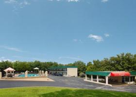 Las mejores ofertas de ECONO LODGE SILVER DOLLAR CITY AREA Branson West 