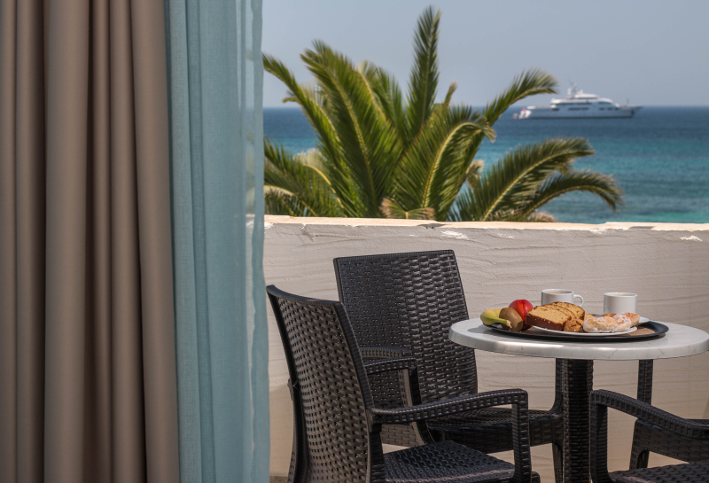 Liana Beach Hotel & Spa