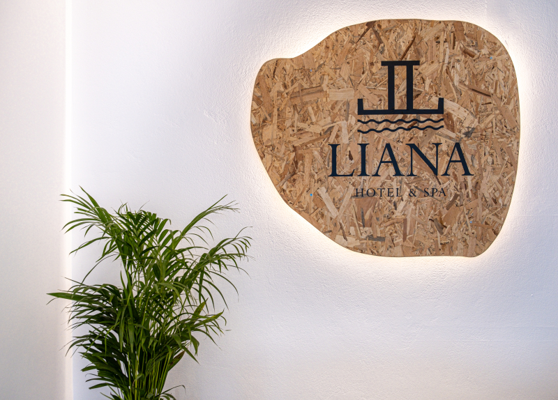Liana Beach Hotel & Spa