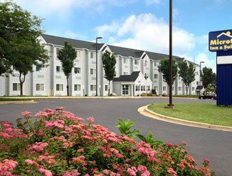 Las mejores ofertas de MICROTEL INN & SUITES BY WYNDH Madison