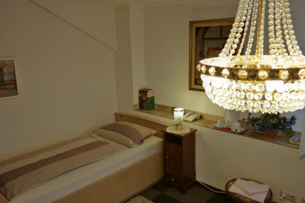 Las mejores ofertas de Am Hallenbad  Garni Hotel Dusseldorf