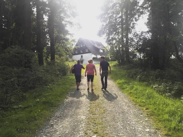 Las mejores ofertas de Asten Village Kassel