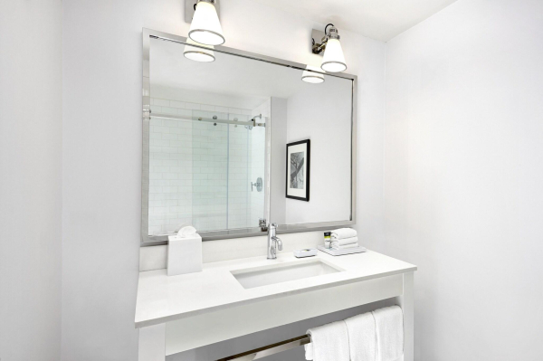 Las mejores ofertas de Grand Park Hotel Vancouver Airport, Ascend Hotel C Vancouver
