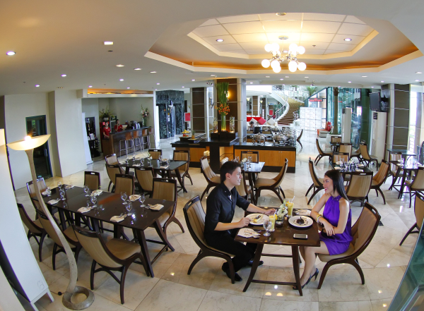 Las mejores ofertas de Sarrosa International Hotel and Residential Suites Cebu 