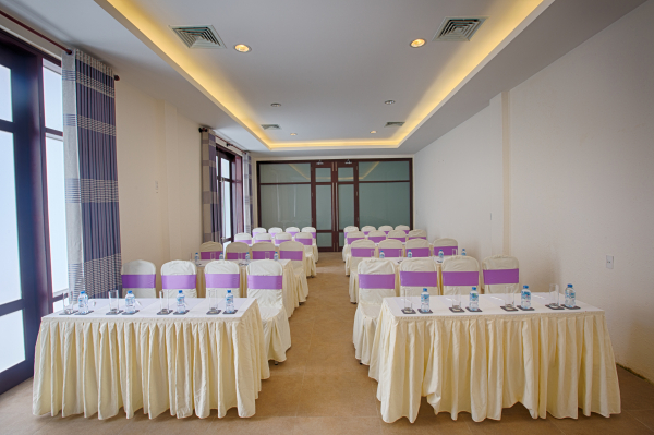 Las mejores ofertas de Lapochine Beach Resort (Formerly Ana Mandara Hue) Hoi An 