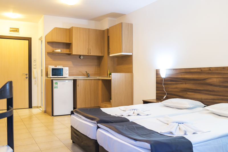 Persey Admiral Plaza Apartments