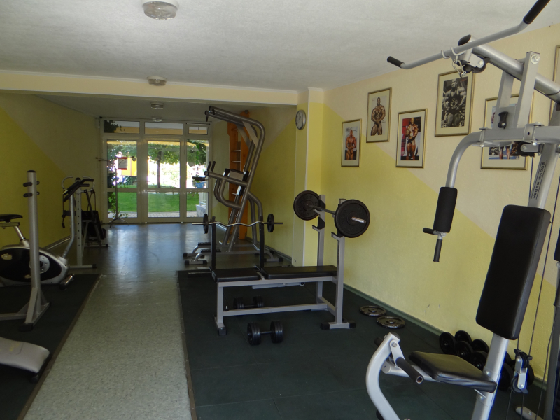 Yassen Mng Apartments