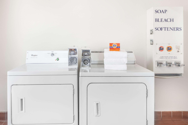 Las mejores ofertas de Super 8 Phoenix Metro North Phoenix 