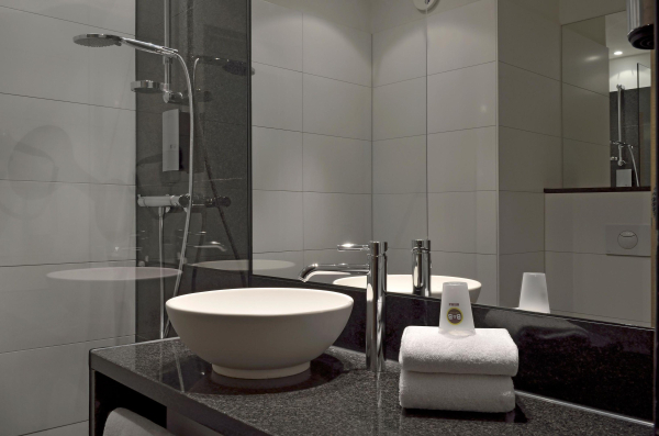 Las mejores ofertas de B&B Hotel Düsseldorf City-Süd Dusseldorf