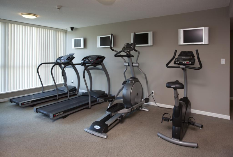 Carmana Hotel & Suites