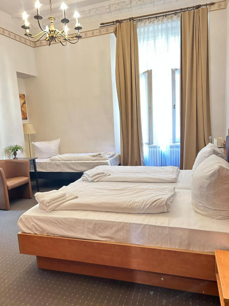 Las mejores ofertas de Adam Charlottenburg