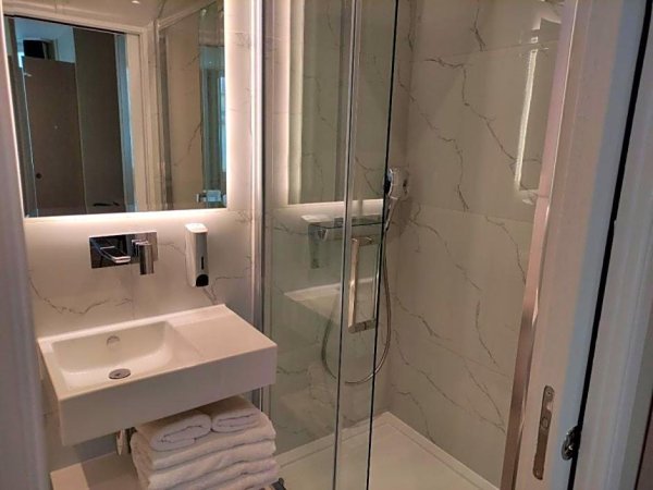 Las mejores ofertas de Mstay 88 Studios Kensington Central London