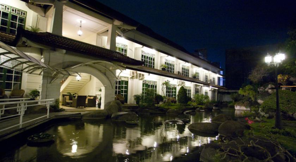 Las mejores ofertas de Merdeka Kediri Hotel Isla de Bali