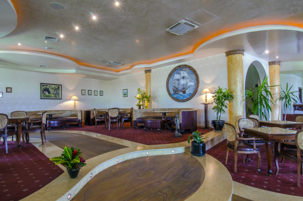 Las mejores ofertas de Admiral Golden Sands