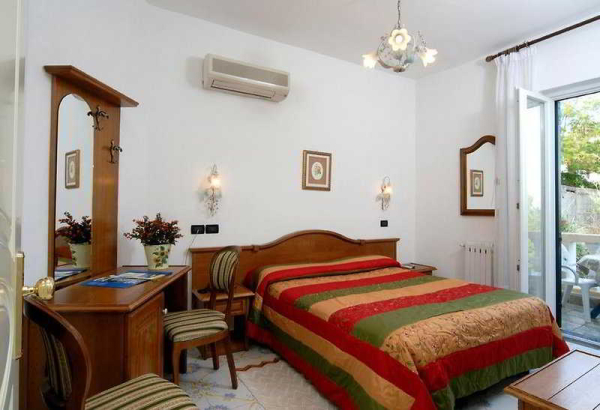 Las mejores ofertas de Giardino delle Ninfe e la Fenice Neapolitan Riviera