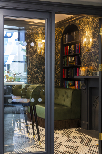 Las mejores ofertas de The Academy Central London