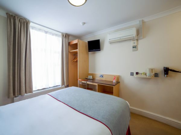 Las mejores ofertas de Elysee Hyde Park Central London