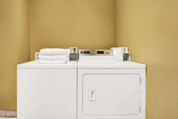 Las mejores ofertas de Super 8 by Wyndham Richardson Dallas Dallas 