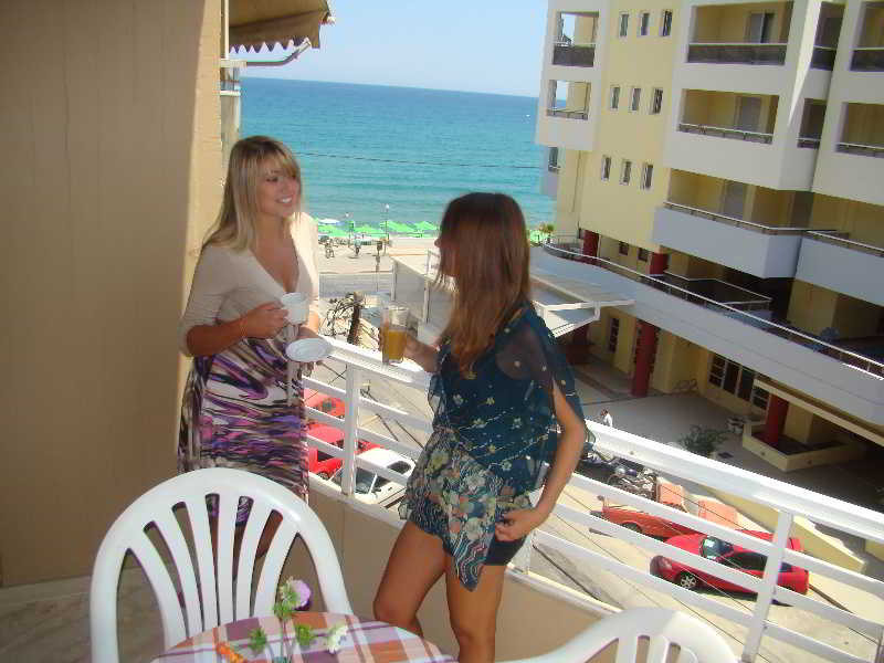 Aloe Apartments & Studios