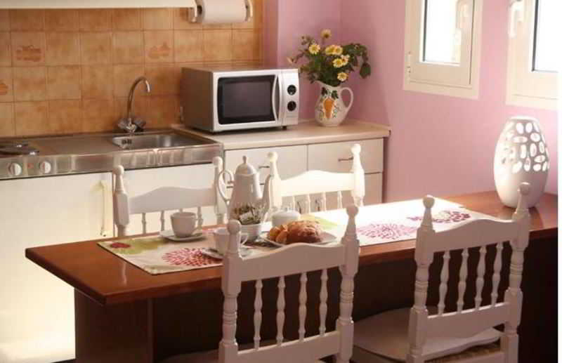 Waterlily Hotel Apartments