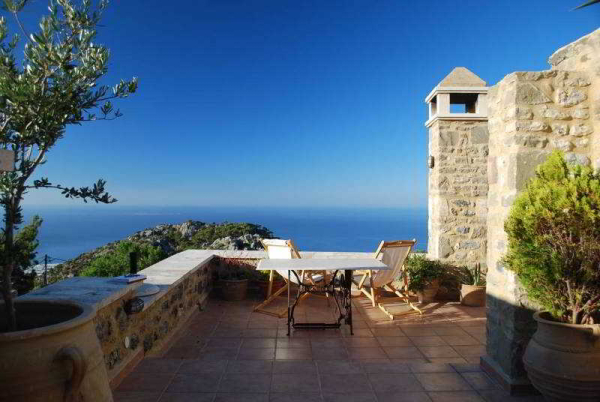 Las mejores ofertas de Smargada Traditional  Art House Achlia