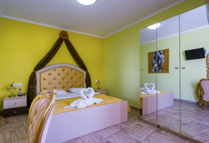 Paradice Hotel Luxury Suites
