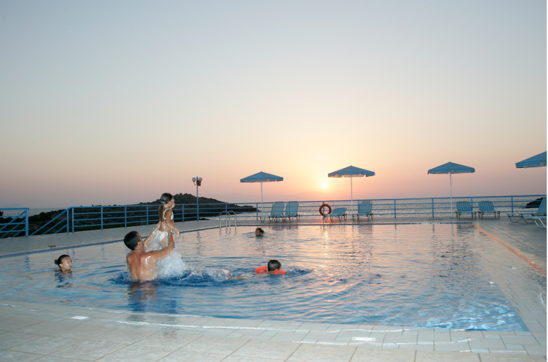 Nanakis beach apartments