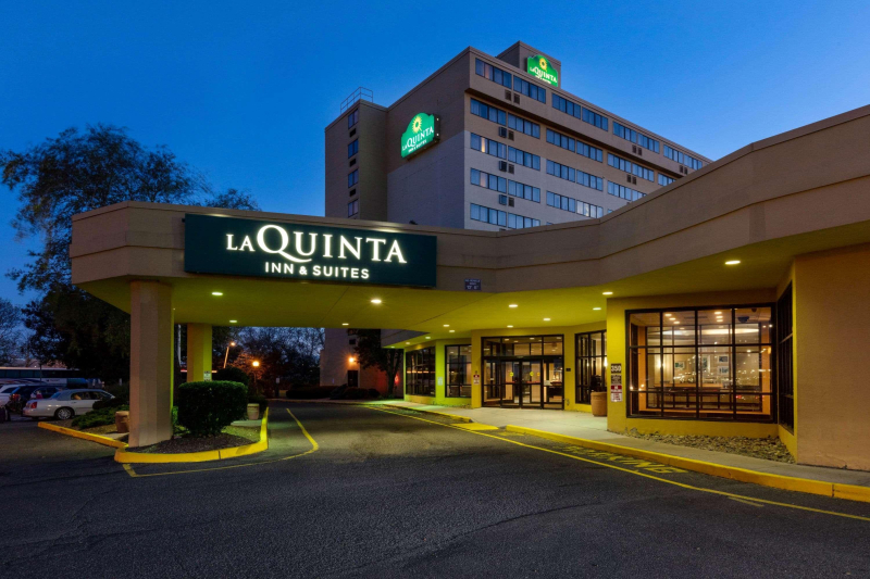La Quinta Inn & Suites Secaucus
