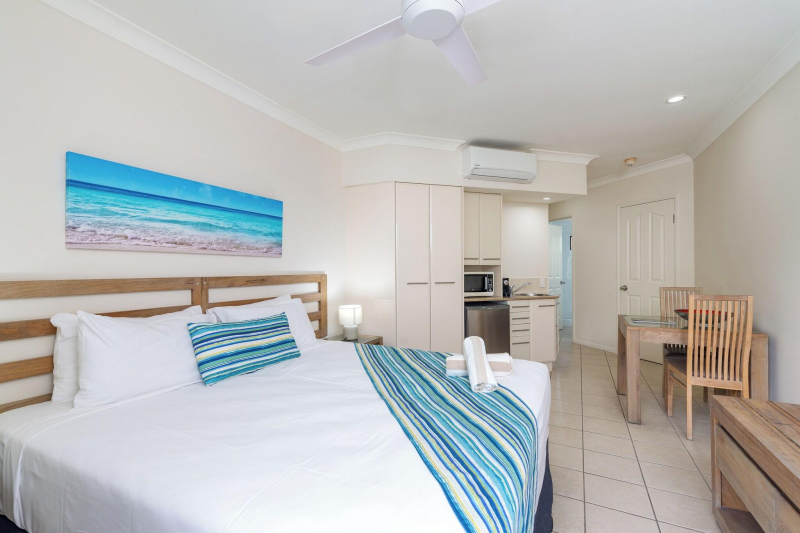 Meridian Port Douglas - Adults Only