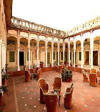 Las mejores ofertas de Indra Vilas Nawalgarh
