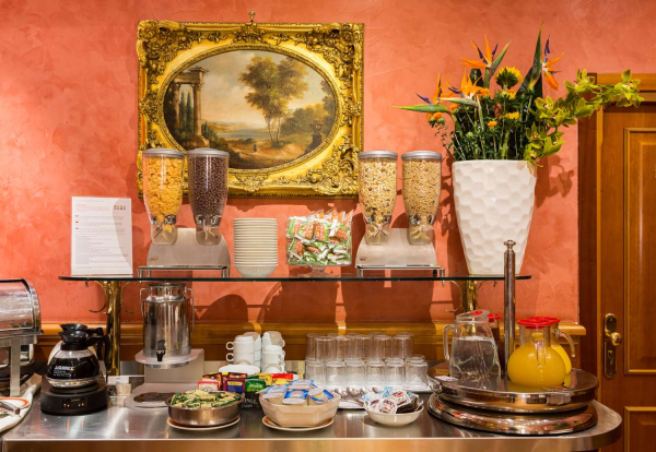 Las mejores ofertas de Hotel Raffaello, Sure Hotel Collection by Best Wes Roma