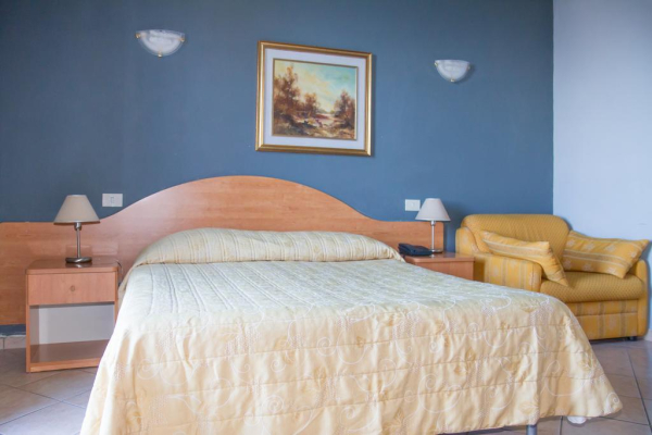 Las mejores ofertas de Hotel Club La Playa Neapolitan Riviera