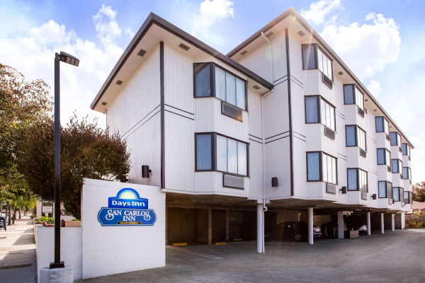 Las mejores ofertas de Days Inn By Wyndham Monterey Downtown California City 