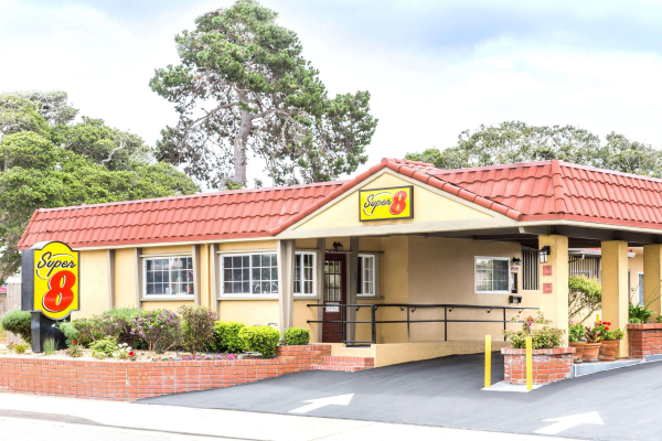 Las mejores ofertas de Super 8 by Wyndham Monterey California City 